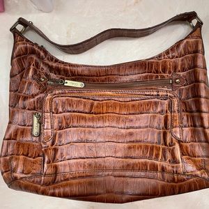 Stunning authentic Cole Haan alligator shoulder bag.